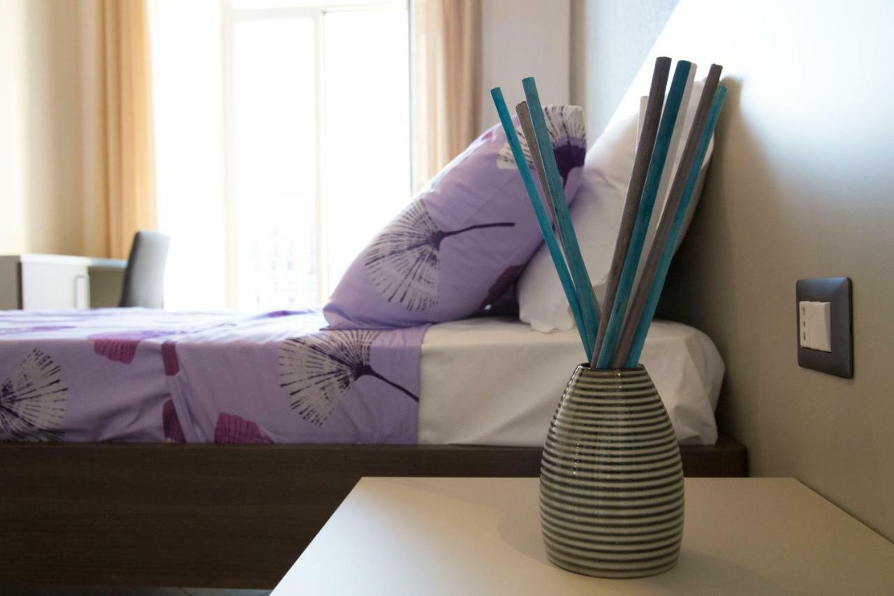 Garibaldi Rooms Naples Luaran gambar