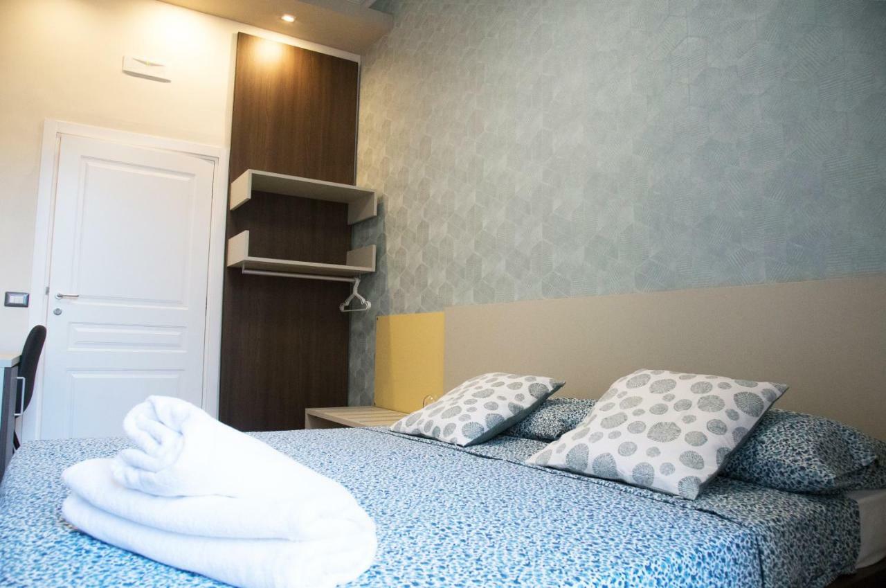 Garibaldi Rooms Naples Luaran gambar