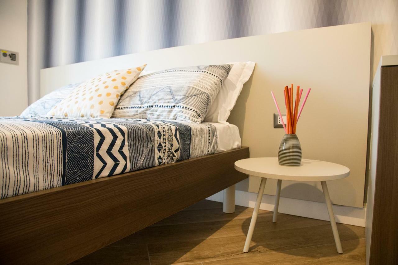 Garibaldi Rooms Naples Luaran gambar