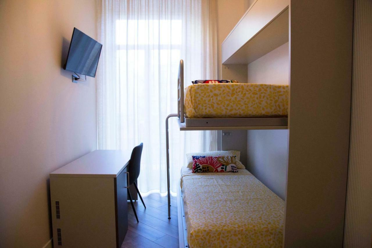 Garibaldi Rooms Naples Luaran gambar