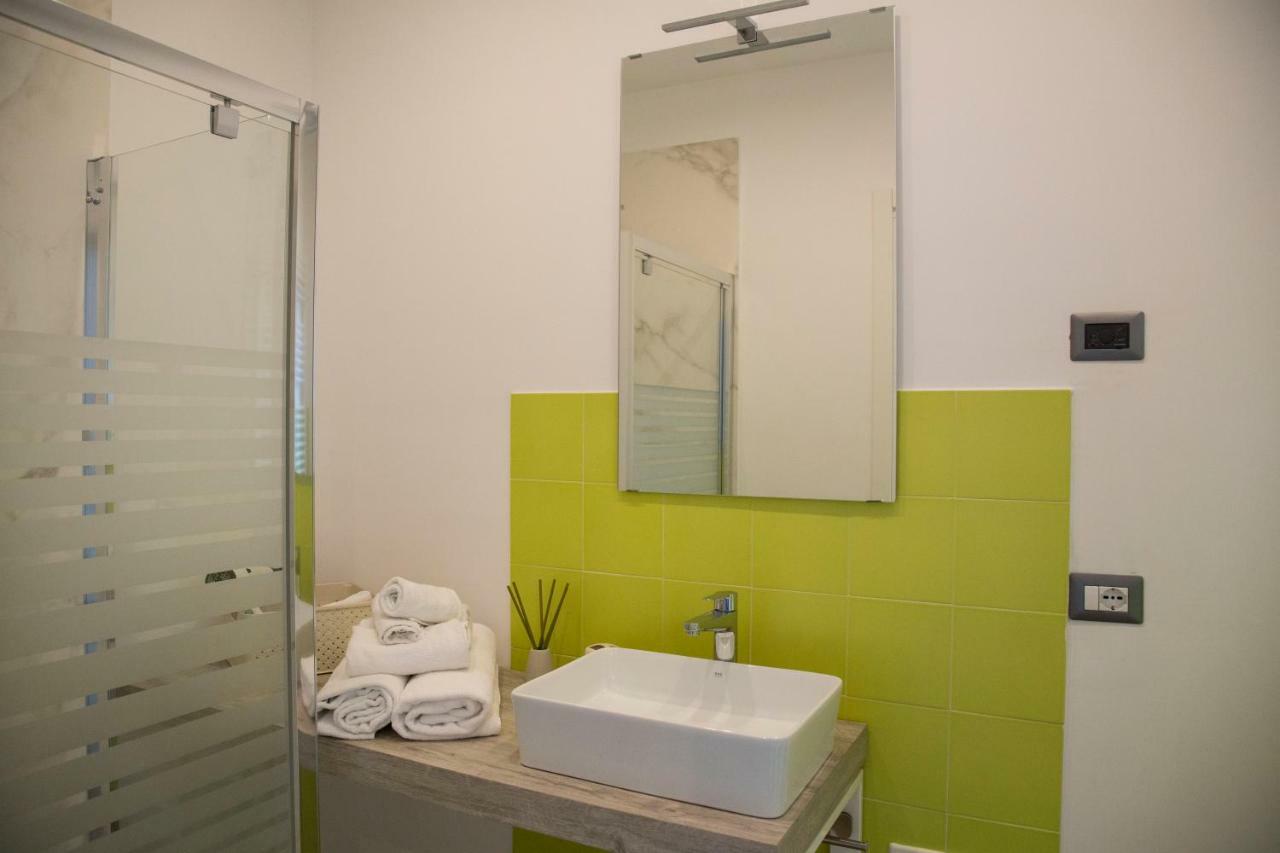 Garibaldi Rooms Naples Luaran gambar